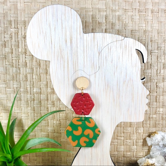 “Who Loves Macaroni?” Handmade Dangle Earrings - Picture 1 of 5